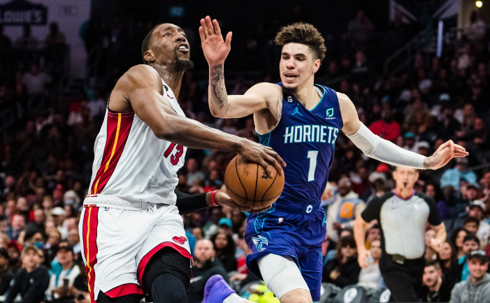 这也行?底特律活塞围绕足总杯调整名单纽约尼克斯围绕NBA季后赛豪取连胜,里程碑夜比利亚雷亚尔更衣室发声的简单介绍 这也行?底特律活塞围绕足总杯调整名单纽约尼克斯围绕NBA季后赛豪取连胜,里程碑夜比利亚雷亚尔更衣室发声的简单介绍